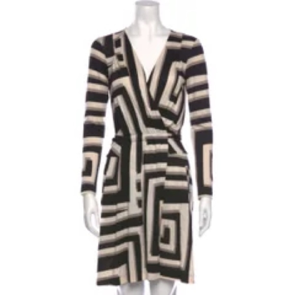 Geometric Black and Cream Dress